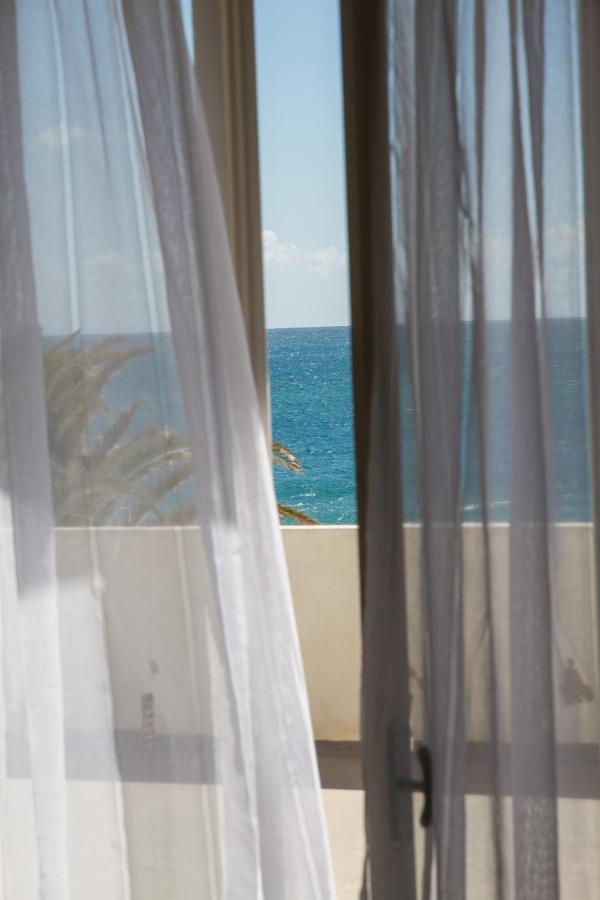 Bluriva Hotel Ciro Marina Exterior photo